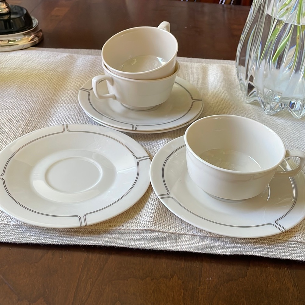 VTG Franciscan Masterpiece China Silver Lining set of 7 pc tea cup & saucer